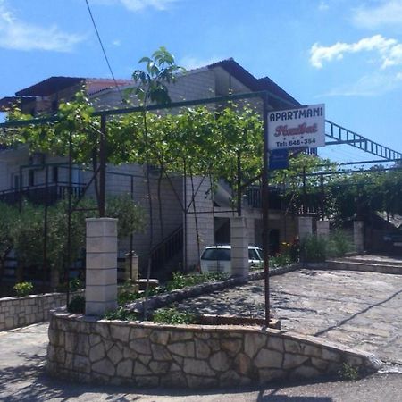 Apartments Plazibat Škrip Exterior foto